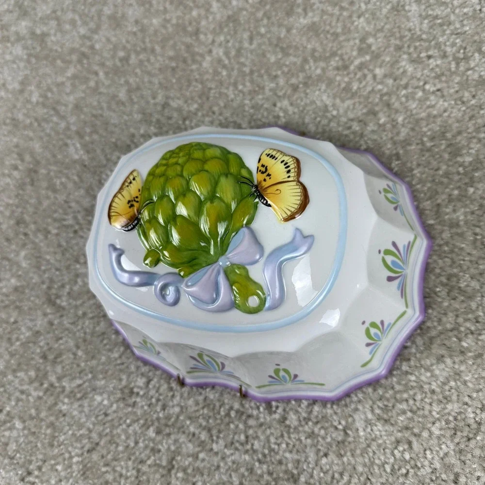 Le Cordon Bleu Franklin Mint Artichoke Butterfly Ceramic Wall Pocket Mold Decor